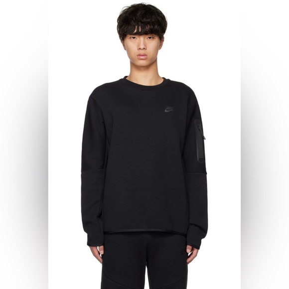 Nike tech fleece sweater - Picture 1 of 5